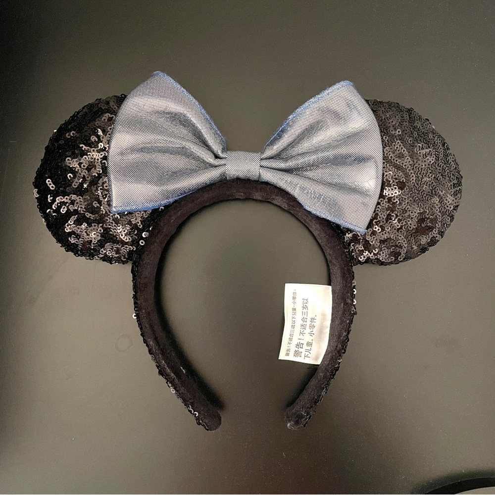 Disney Mickey Minnie Ears with bow sparkly